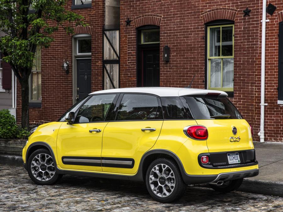  Fiat 500L Trekking 2013 года  (US) (фото 39 из 44)